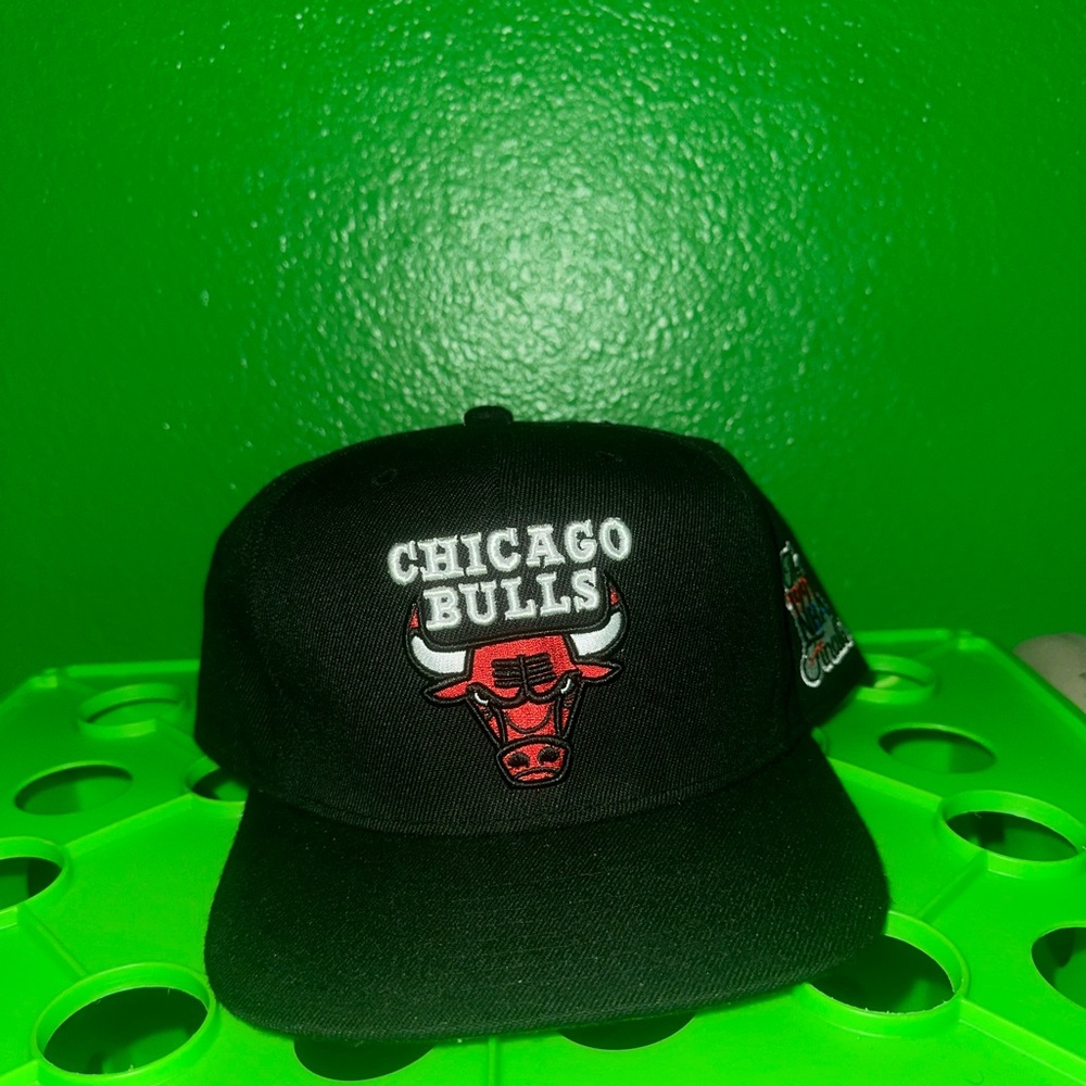 Mitchell & Ness fitted Chicago bulls hat
